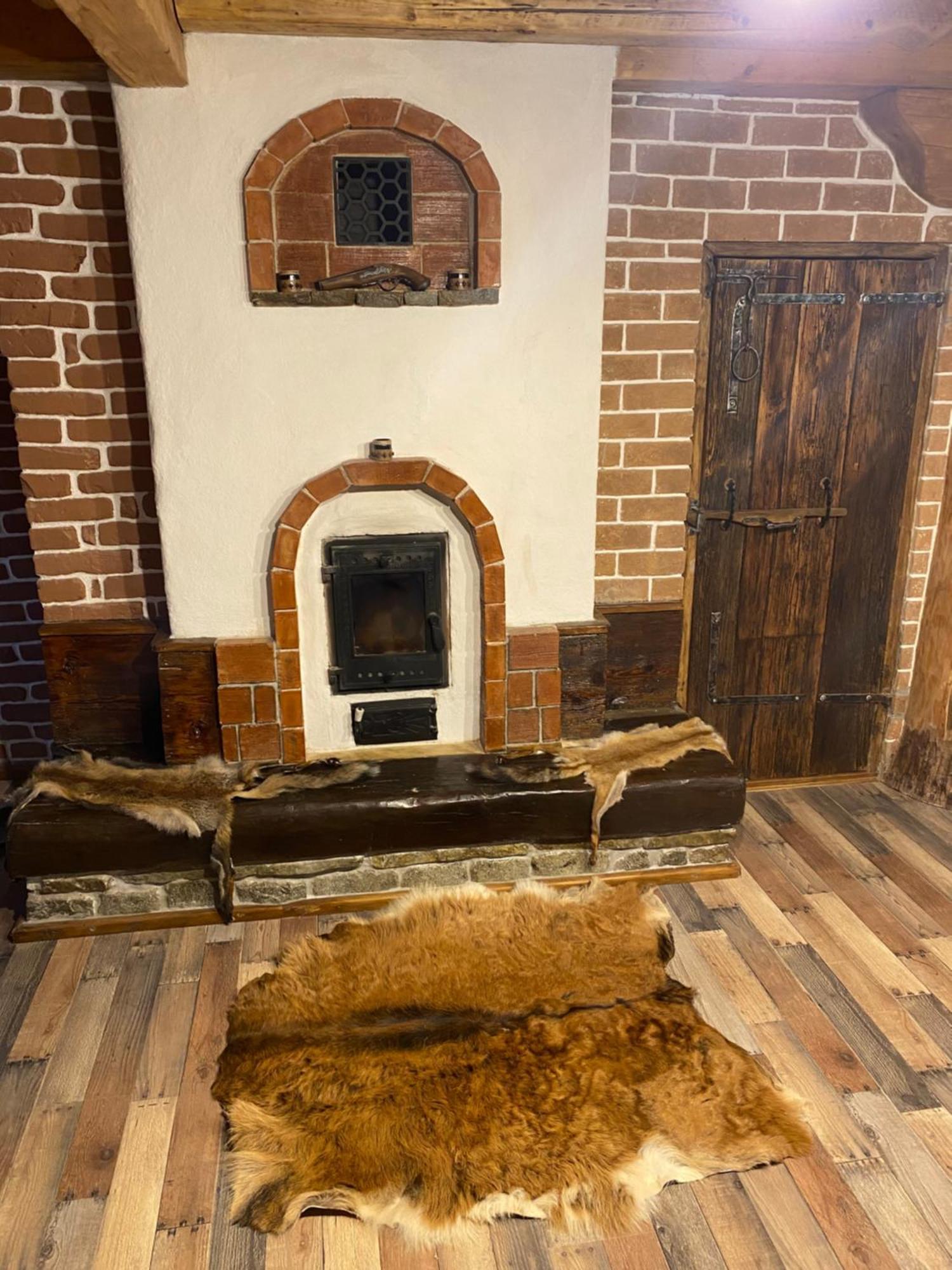 בית נופש Casa Cu Sindrila